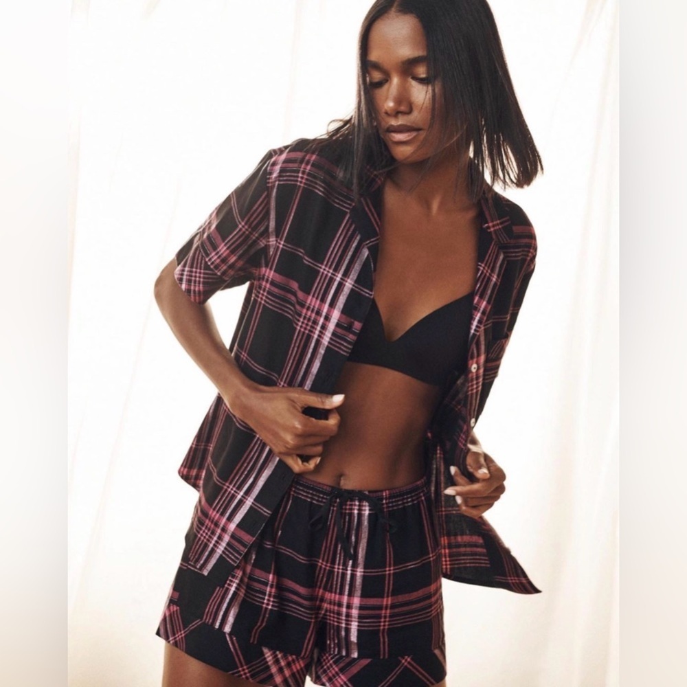 Victoria's Secret Black And Pink Plaid Pajama Set